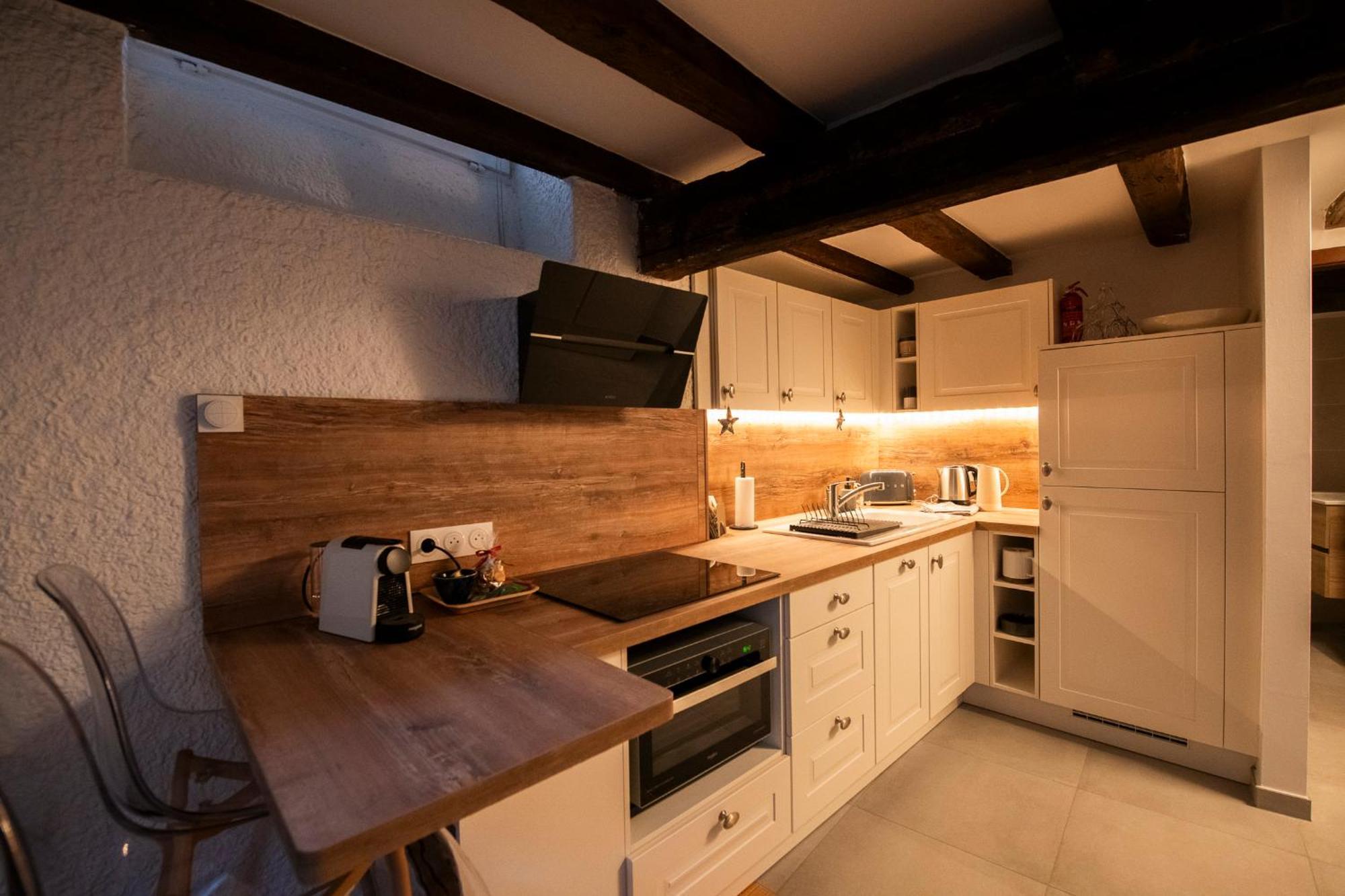 La Petite Cour - Atypique, Calme Et Cozy Apartamento